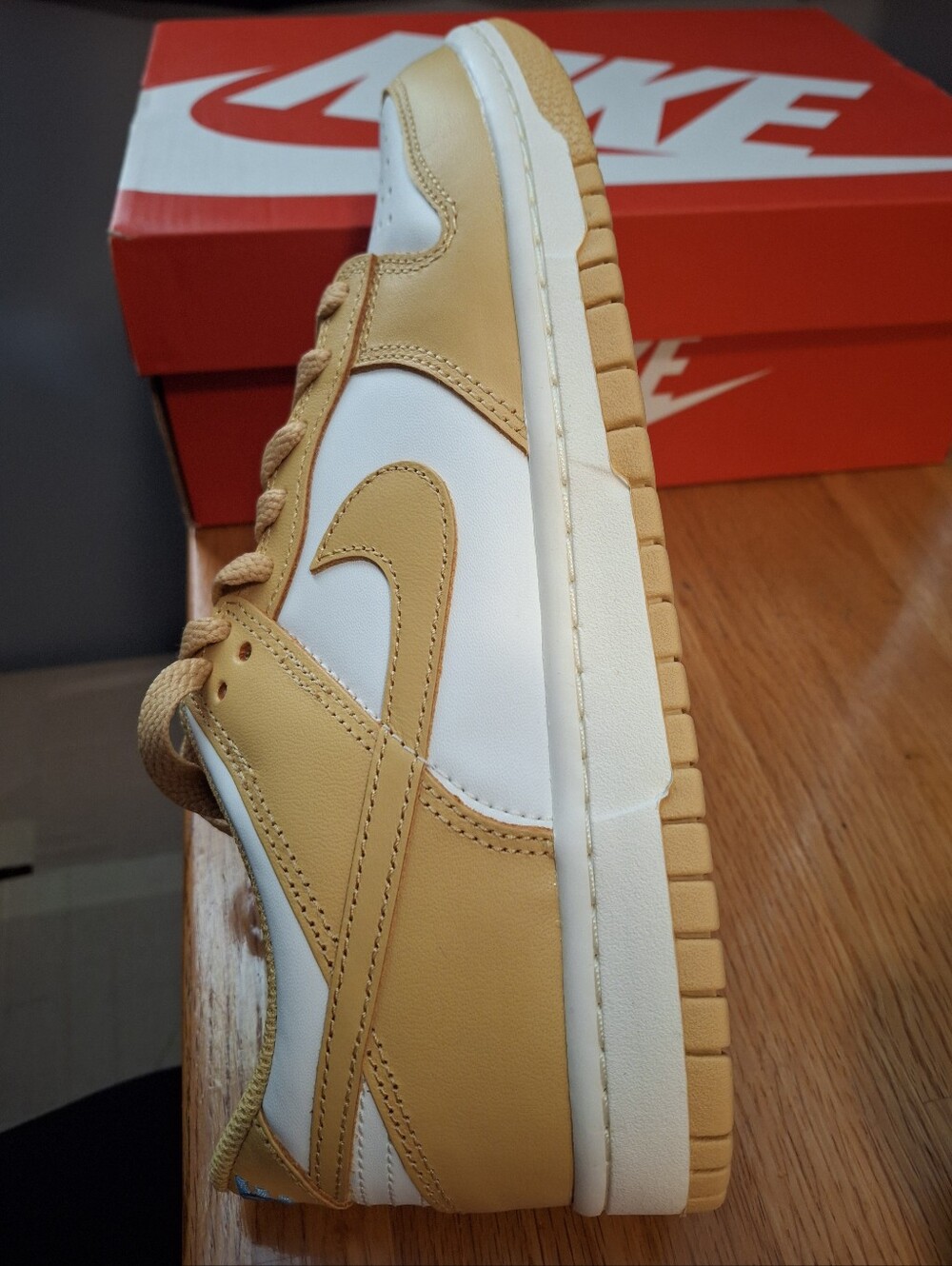 Nike Dunk Low ( GS) - Picture 12 of 16